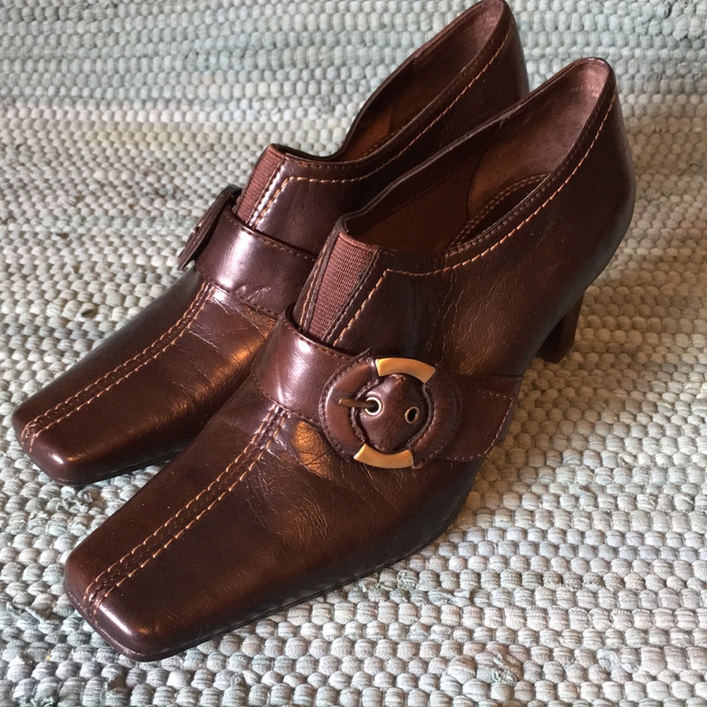 New Liz Claiborne Classy Pant Shoe